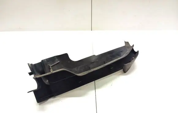 Audi Q7 4M Fender end trim 4M0821170C