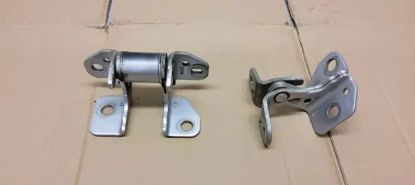 Jeep Grand Cherokee Rear door lower hinge 85574F