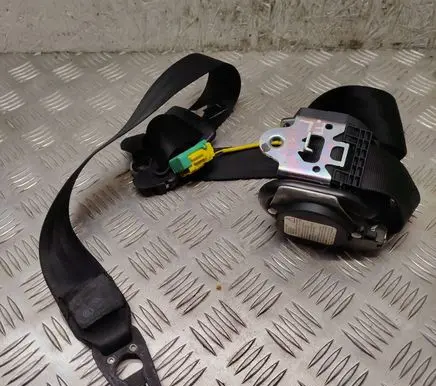 Volkswagen Touareg I Front seatbelt 601391400