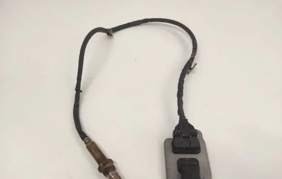 Mercedes-Benz GLE AMG (W166 - C292) Lambda probe sensor A0009059803 5WK96683E