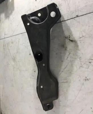 Toyota RAV 4 (XA40) Other under body part 5839842020