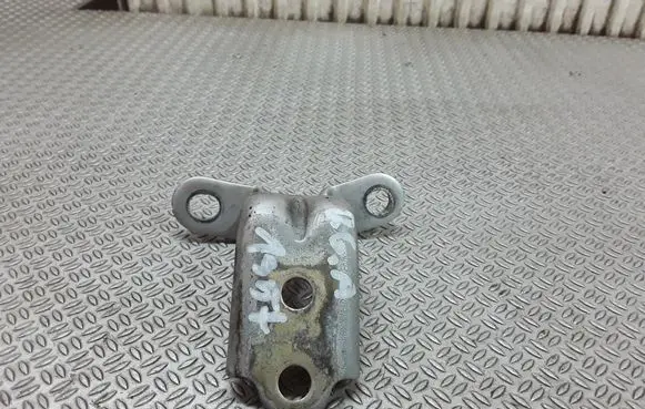 Hyundai Tucson LM Rear door lower hinge