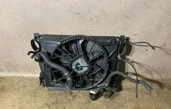 Mercedes-Benz SL R230 Radiator set A2205002303