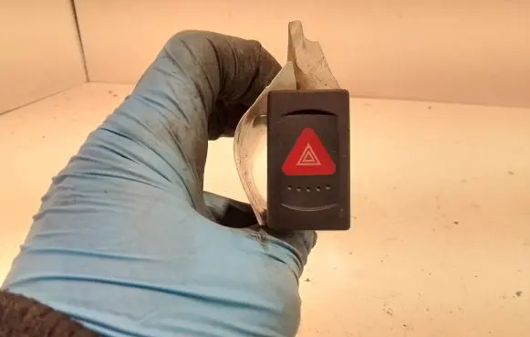 Seat Alhambra (Mk1) Hazard light switch 7M4953225 PN760D01 6AE0C89