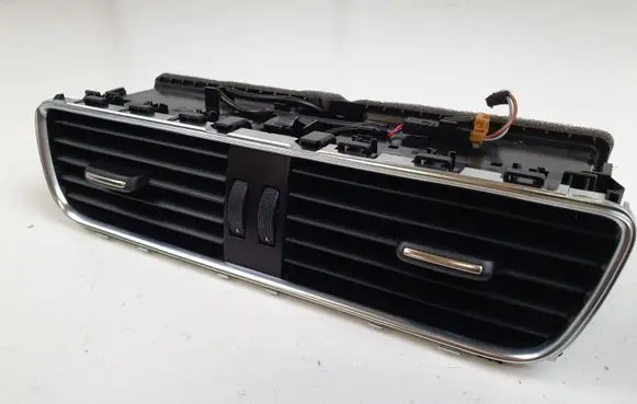 Audi A5 8T 8F Dash center air vent grill 8T2820951C
