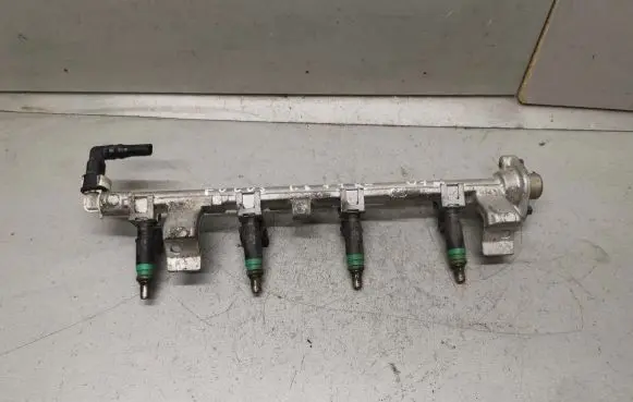 Ford Focus Fuel injectors set 98MF9F593BB
