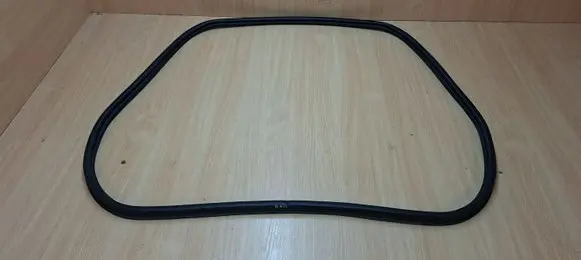 Citroen DS5 Loading door rubber seal (on body) 9673934480
