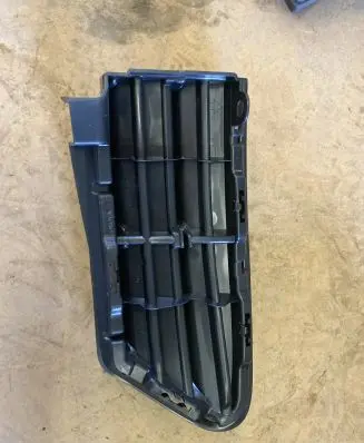 Toyota RAV 4 (XA40) Front bumper lower grill 5312842080