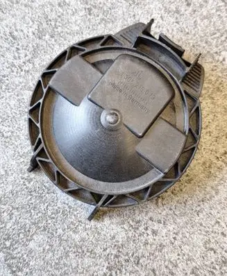 BMW X5 E70 Headlight/headlamp dust cover 1305219079