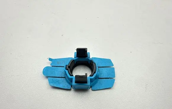 Toyota RAV 4 (XA50) Rear parking sensor holder (PDC) 8934842190