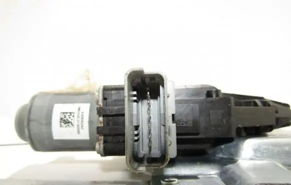 Citroen Berlingo Front window lifting mechanism without motor