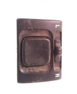 Suzuki Grand Vitara I Wing mirror switch