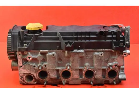 Opel Zafira B Engine head 55193091