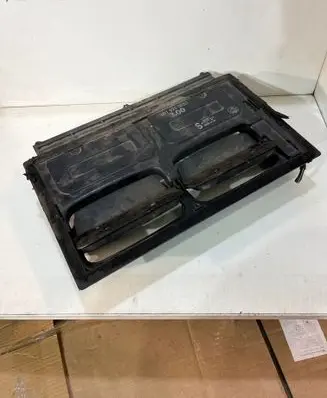 Other engine bay part
