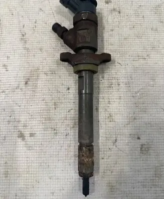Ford Focus Fuel injector 0445110353
