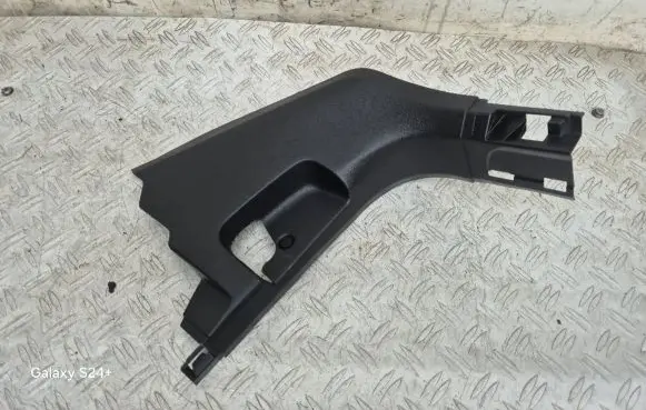 Volkswagen Touran III Foot area side trim 5TB863483