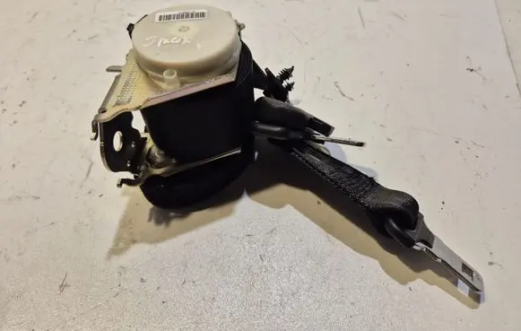 Ford S-MAX Middle seatbelt (rear) 611B68N