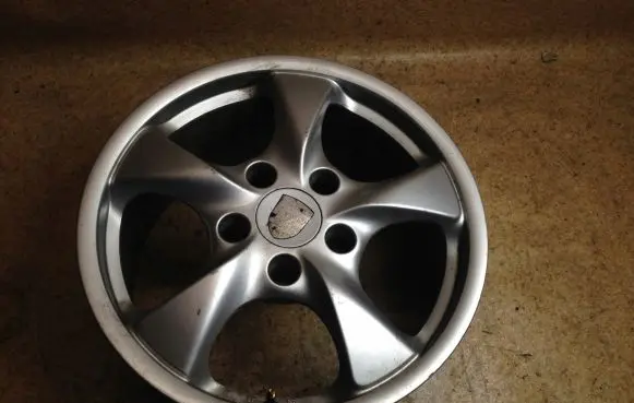 Porsche Boxster 986 R17 spare wheel 