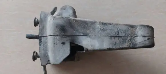 BMW 5 E39 Front door check strap stopper 51218193772
