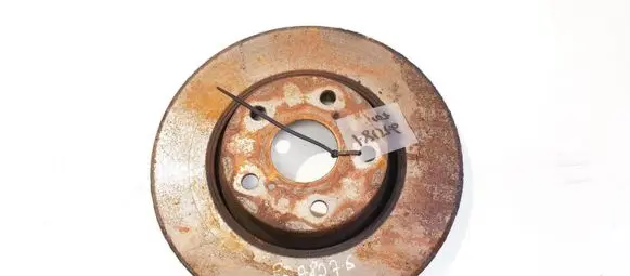 Toyota Auris 150 Front brake disc ventiliuojamas