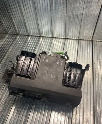 Ford Fusion II Fuse module HG9T14D068AC