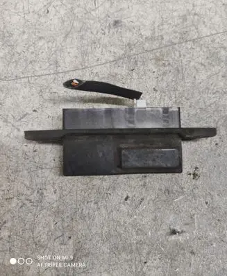 Toyota Auris 150 Tailgate opening switch 