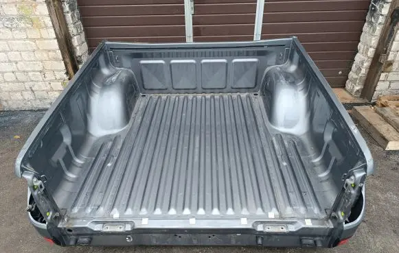 Mitsubishi L200 Pickup box 