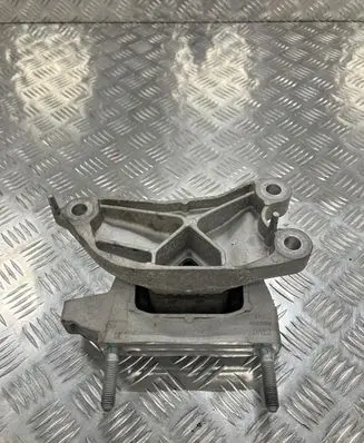 Opel Mokka B Engine mount vacuum valve 9826533880