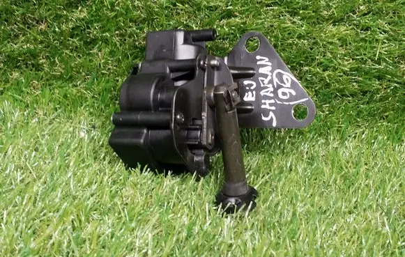 Volkswagen Sharan Vent window/glass motor 7M0847099Q