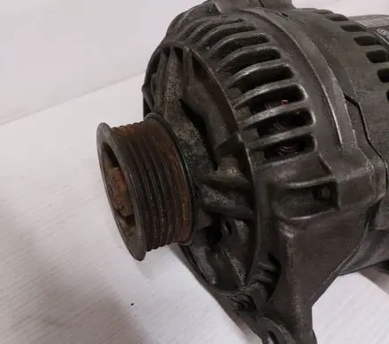 Audi A4 S4 B5 8D Generator/alternator 059903015 0123515024