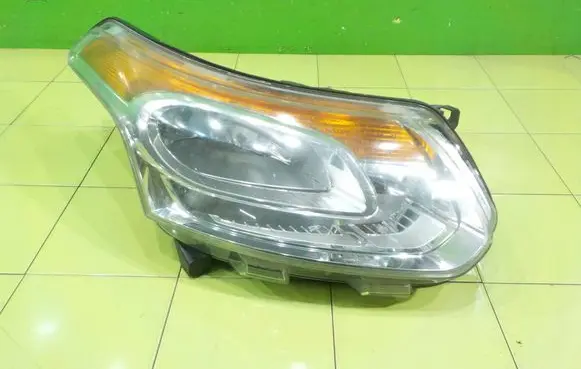 Citroen C3 Picasso Headlight/headlamp PRZOD