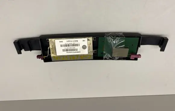 Volkswagen Phaeton Aerial antenna amplifier 3D0035507H