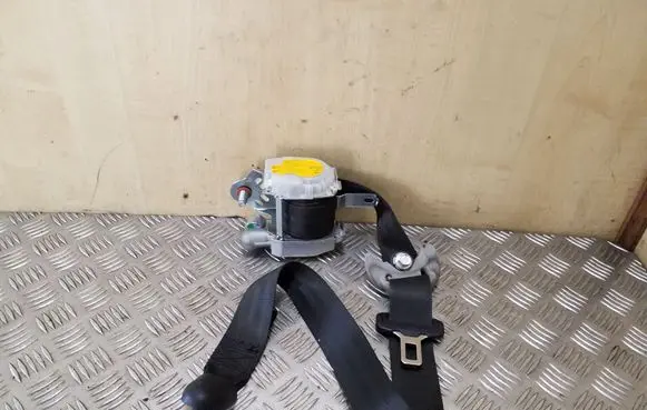 Hyundai i40 Front seatbelt 888203Z000RY
