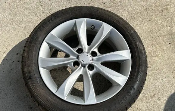 Nissan Note (E12) R16 alloy rim D03003VU1B
