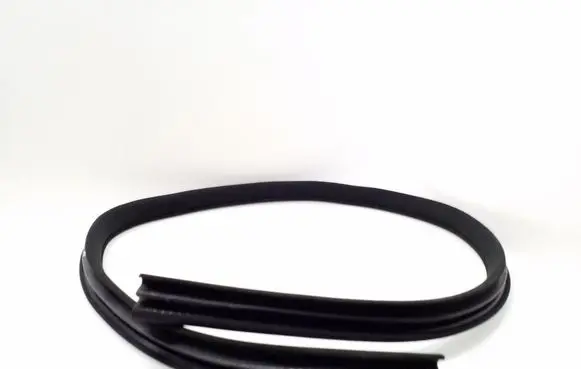 Mercedes-Benz CLS C219 Rubber seal rear door 