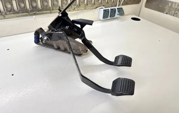 Ford Transit Pedal assembly 6C112450 8C162450