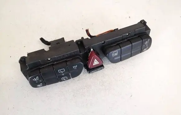 Mercedes-Benz C W203 Hazard light switch 2038218658 3306410200