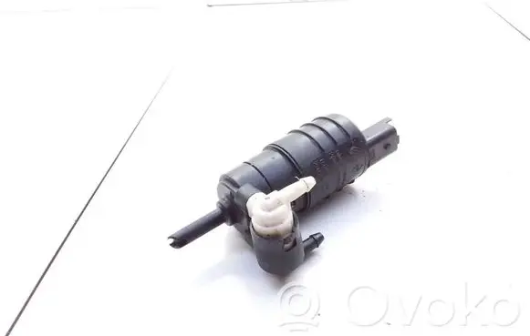 Renault Scenic I Windscreen/windshield washer pump 7700431079 7700430702