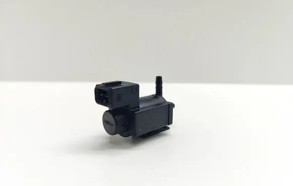BMW 5 E60 E61 Turbo solenoid valve 70231800 7810831