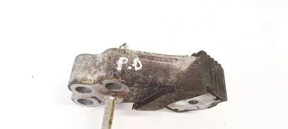 Toyota Auris 150 Engine mount bracket 