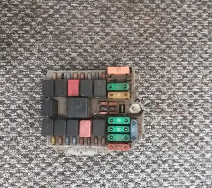 Iveco Daily 45 - 49.10 Fuse module 69501171