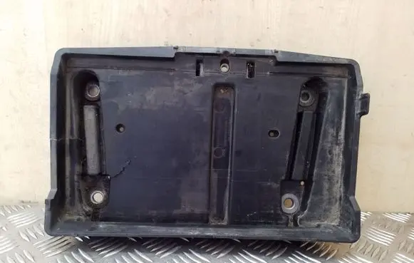 Mercedes-Benz C W205 Battery tray A2056200118