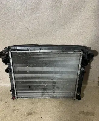 Mercedes-Benz R W251 Radiator set A2515000304