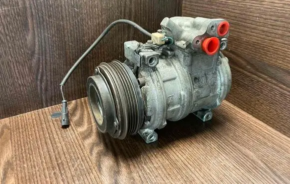 Iveco Daily 35 - 40.10 Air conditioning (A/C) compressor (pump) 4472207850 504014391 10PA17C