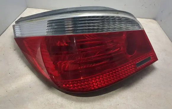 BMW 5 E60 E61 Rear/tail lights 7165737