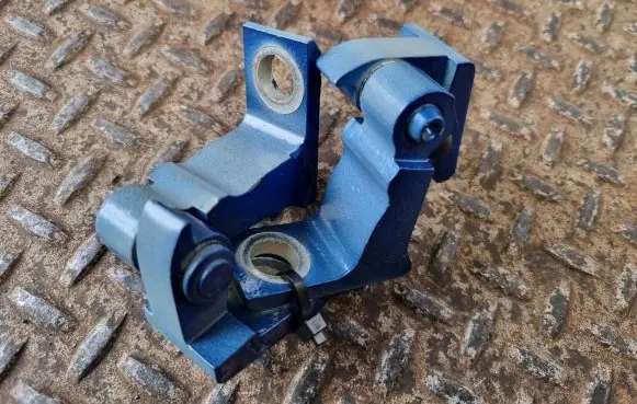 Skoda Fabia Mk3 (NJ) Front door hinge set 8K0831401P