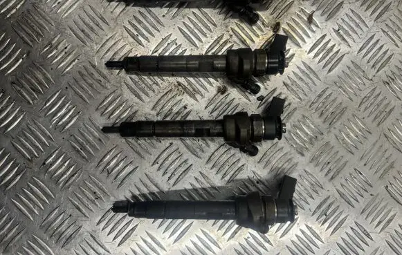 Fuel injectors set
