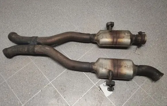 Mercedes-Benz ML W164 Other engine bay part A1644908301