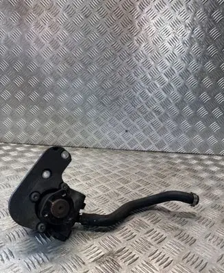 BMW 3 E92 E93 Fuel pump bracket 7810698