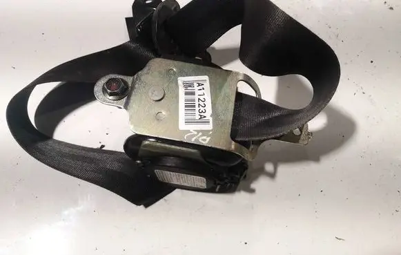 KIA Ceed Front seatbelt 888101H000